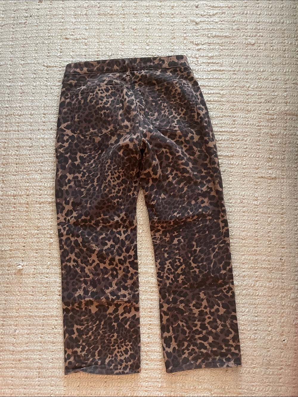 Abercrombie & Fitch Leopard Print Low Rise Baggy Jeans - Picture 3 of 3